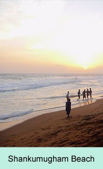 Shankumugham Beach